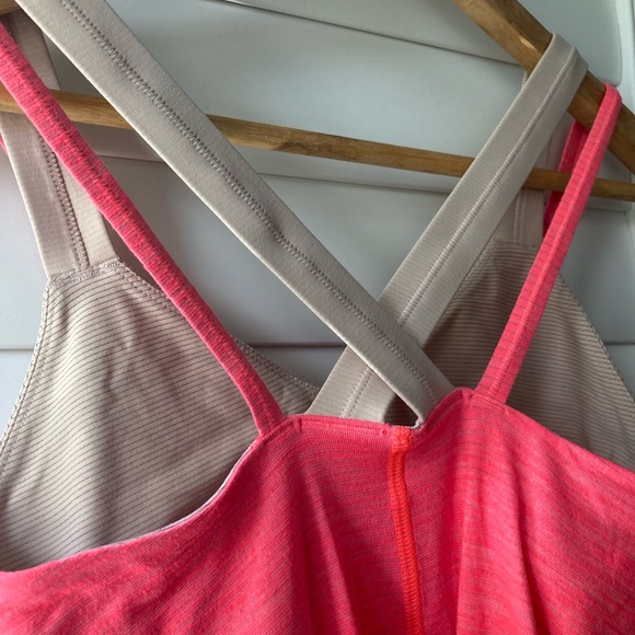 Lululemon Run For Gold Tank Size 6 - Picture 10 of 10